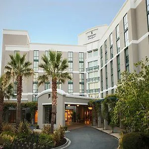 Renaissance Walnut Creek Hotel 4*,