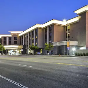 Hampton & Angeles Airport Hotel Burbank