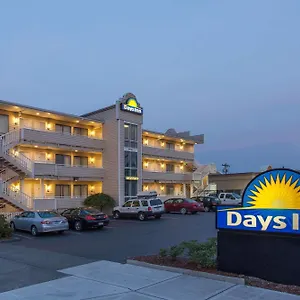 Days By Wyndham North Of Downtown Motel Seattle